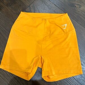 Gym shark orange shorts 🧡🍊🍊🍊🌟
